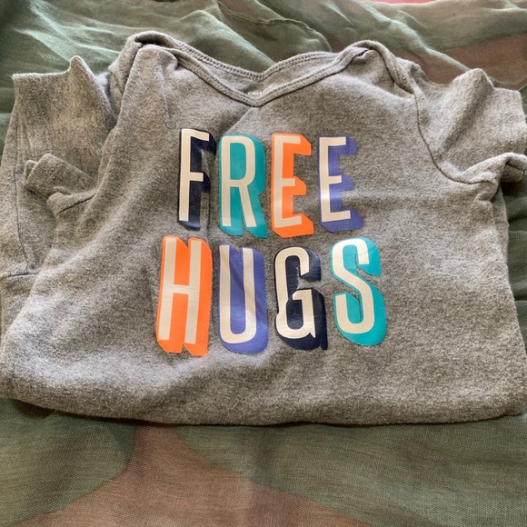 5 Clothing Pieces SZ-24 Months. - Picture 4 of 6